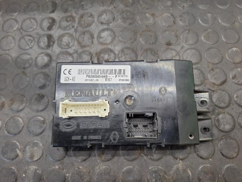 case Renault Mascott 2004 109967