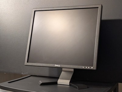 Dell E198FPb 19'' VGA LCD Monitor