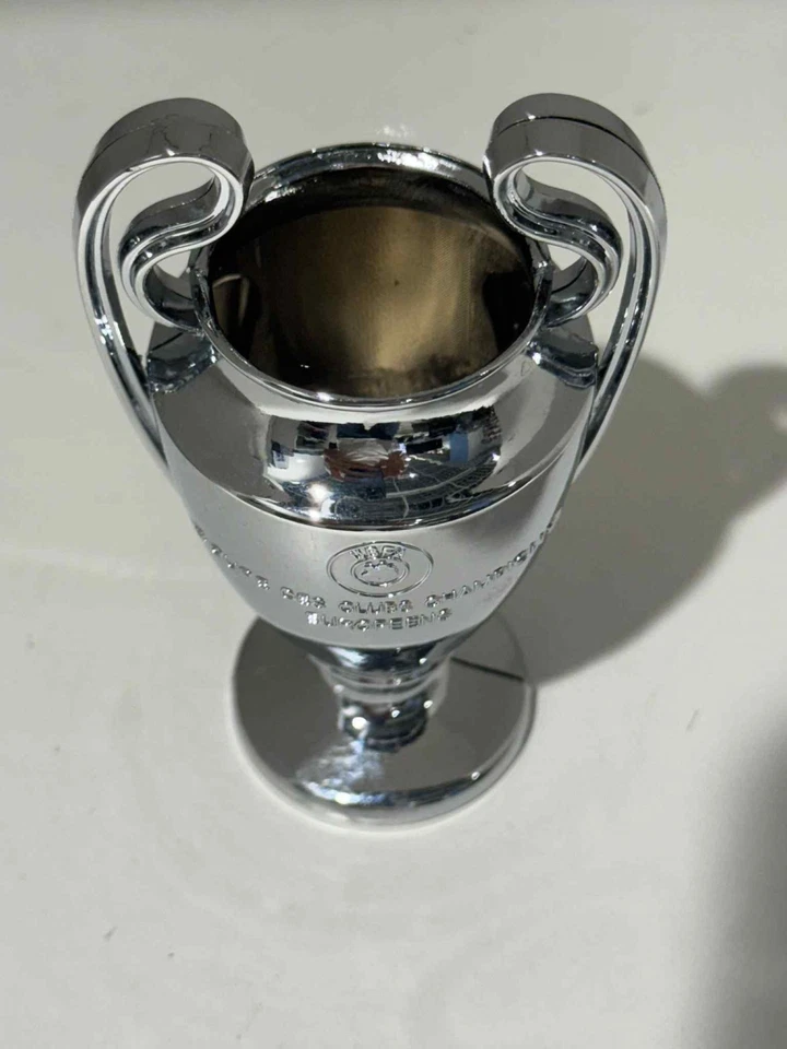 Réplique trophée ligue des champions coupe 10cm neuve - Photo 4/4