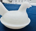Vintage 5” Milk Glass Hen On Nest