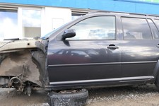 VW Golf 4 Bora Tür vorne links Fahrertür 4/5-Türer Kombi Variant schwarz LC9Z