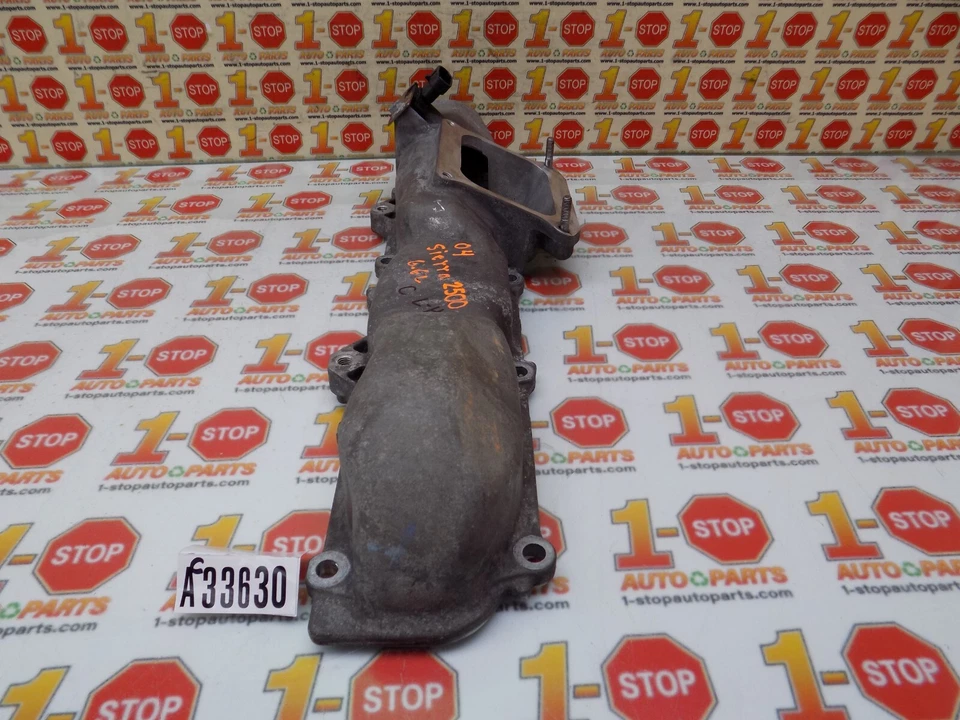 04-05 GMC SIERRA 2500 HD 6.6L LEFT ENGINE INTAKE MANIFOLD ASSEMBLY 97303646 OEM - Image 2 of 4