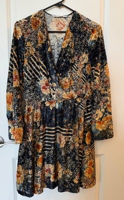 Zara Basic Floral Velvet V-Neck Long-Sleeve Mini Dress size Large