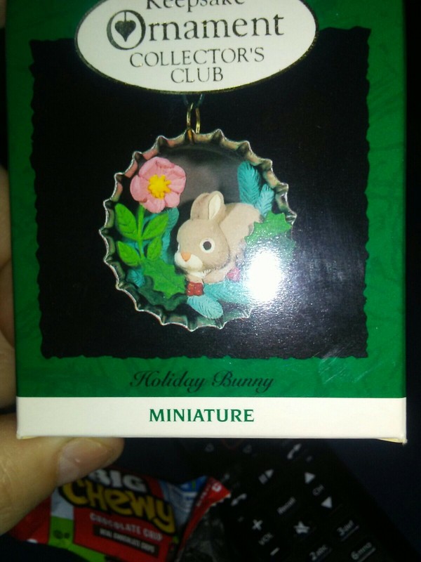 1994 Hallmark Keepsake Miniature Ornament Collectors Club ~ Holiday Bunny 