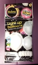 Illooms Light up Balloons - 5 Pack of White