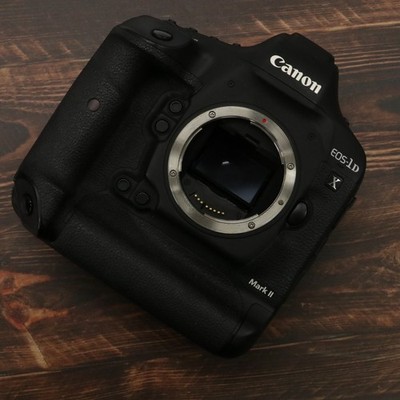 Canon EOS-1D X Mark II SC  234.000 (Multilingual Support) [Near Mint] #7673