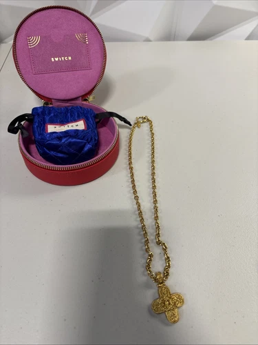 Collana Croce Chanel