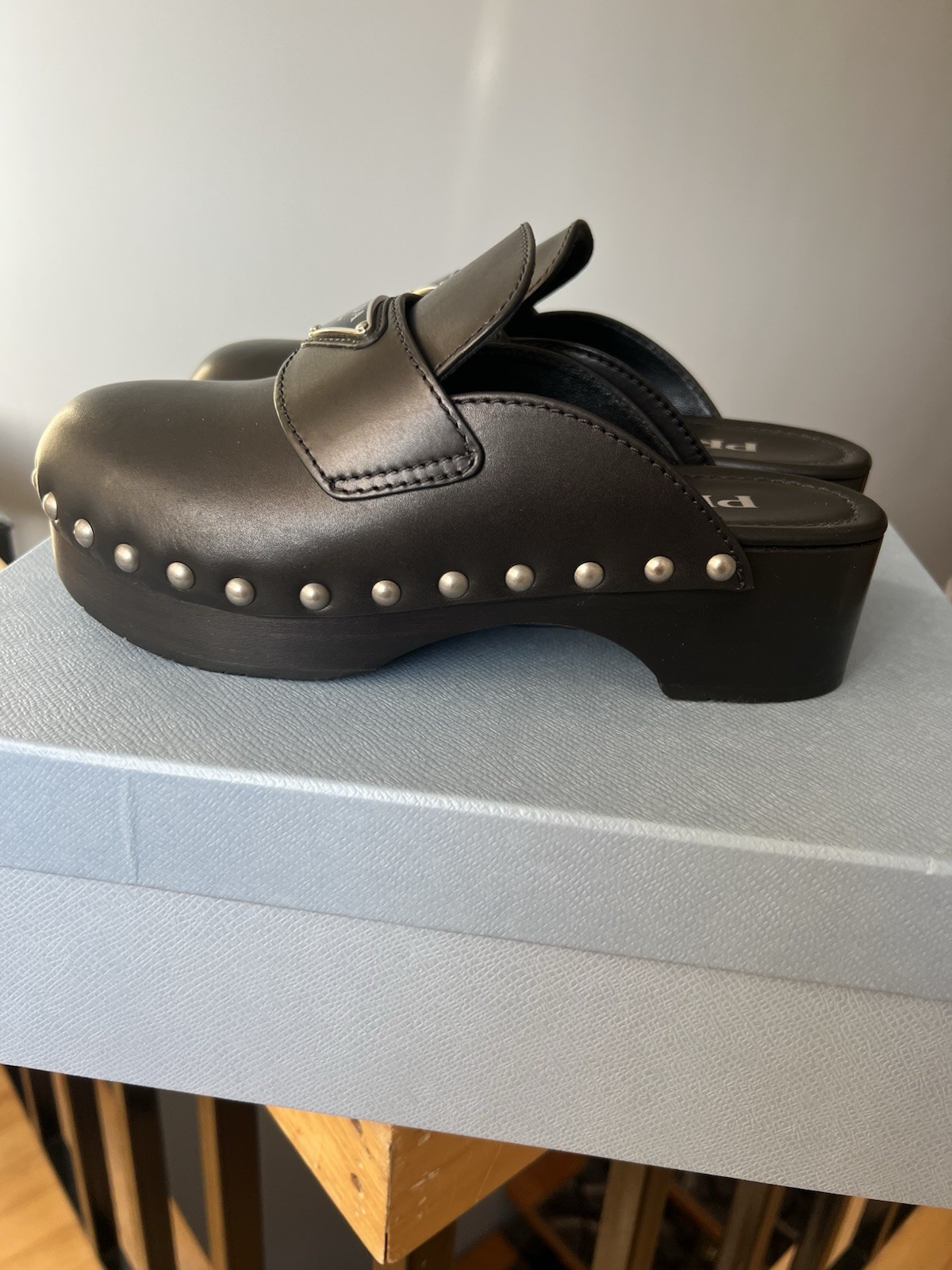 Prada Women’s Black Logo Mule Clogs Platform Shoes Sz 35 NIB image 3