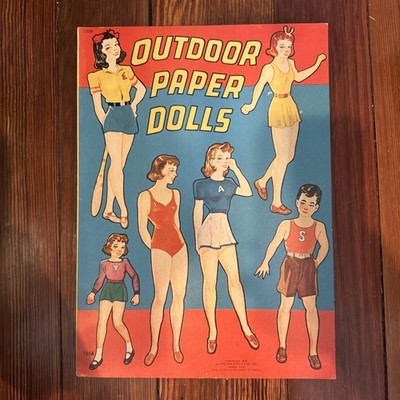 Outdoor Paper Dolls 1941 - Unused - Fencing, Dresses, More (B)