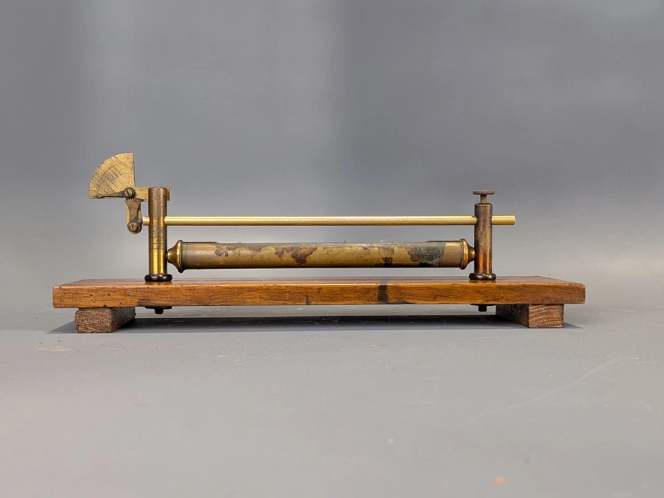 Antiguo Instrumento Científico Latón Pirómetro Dilatómetro Física Demostración Foto 2 de 4