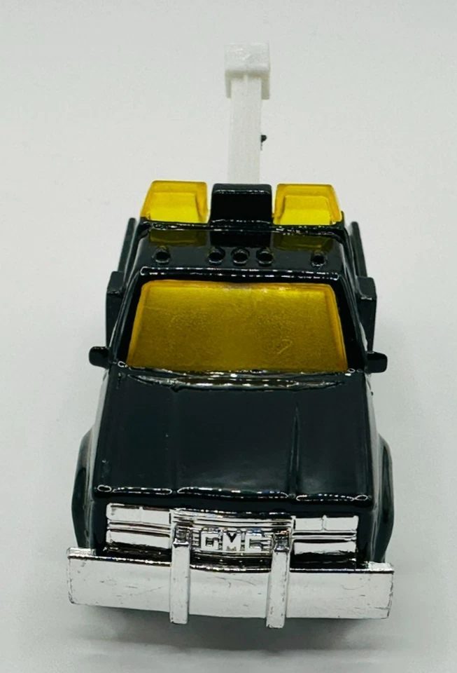 Matchbox 1987 GMC Wrecker Police Dept No. 1 Emergency Tow Truck Black - Image 2 of 4