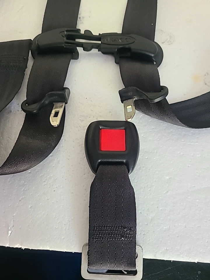 graco Snugride 30 35 Click Connect Seat Belt Strap Harness Black Safety Clip. - Image 3 of 4