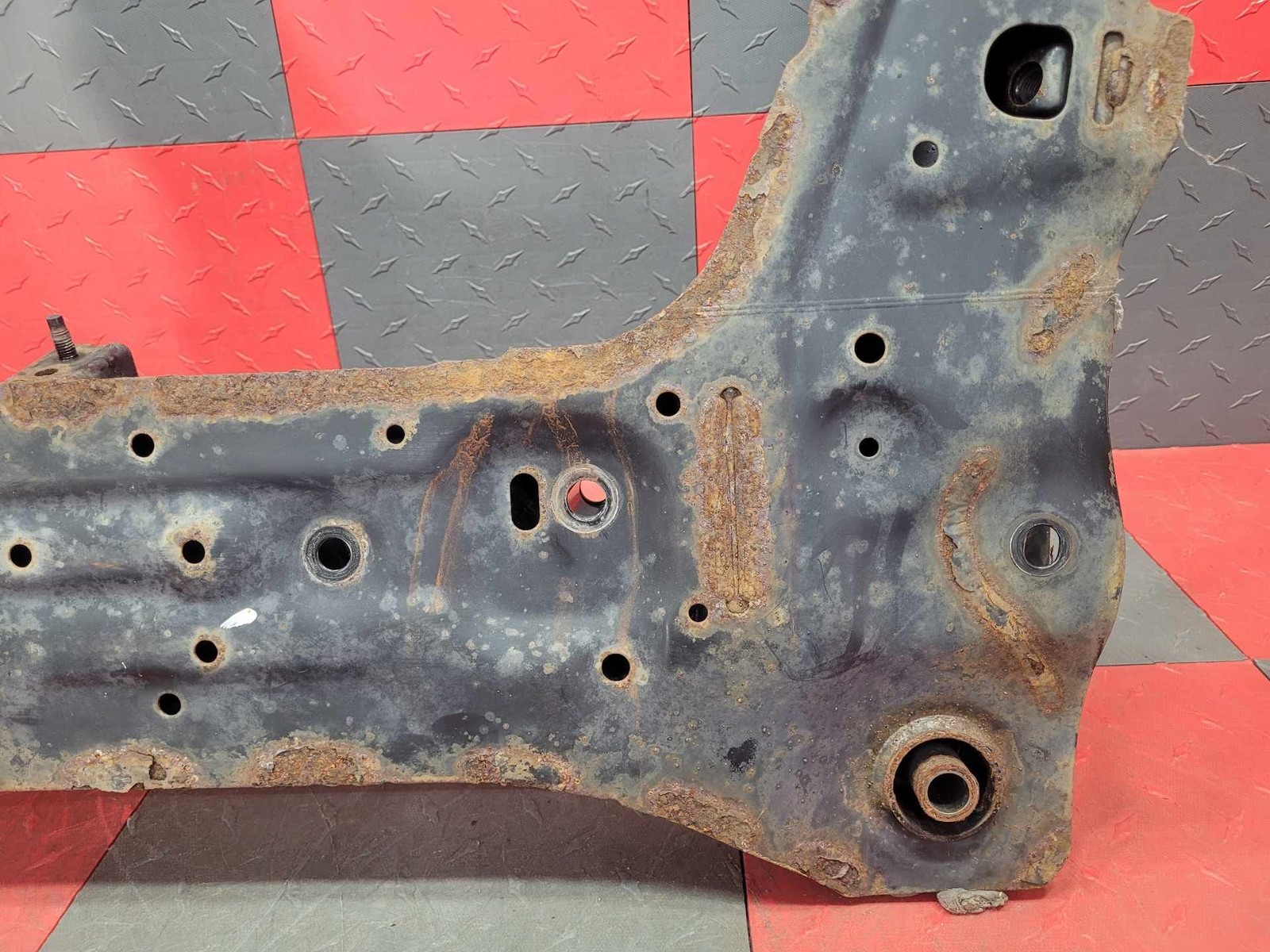 2008-2015 Japan Built Nissan Rogue Front Engine Subframe Crossmember Solid**