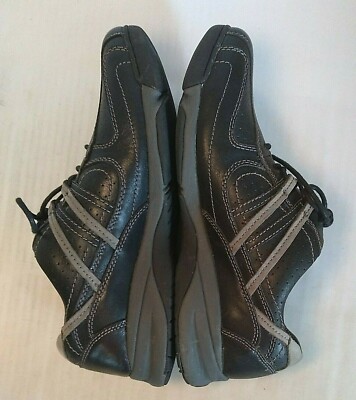 Hush Puppies Black Leather Casual Shoes EUC Men display picture 1