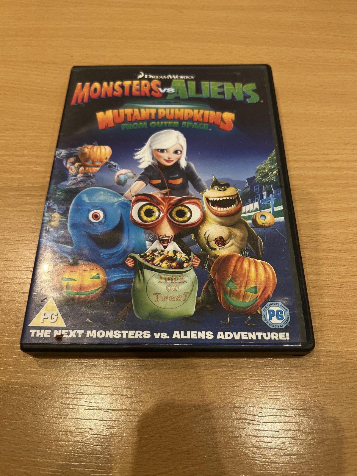 Monsters Vs Aliens - Mutant Pumpkins From Outer Space (DVD, 2016)