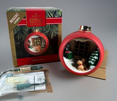 Hallmark 1991 Keepsake Holiday Glow Magic Light Diorama Dog Cat Window Ornament