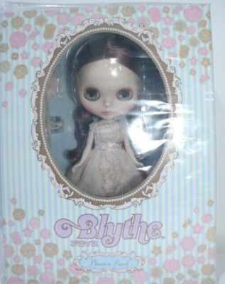 Neo Blythe Bianca Pearl Doll Figure Takara Tomy | eBay
