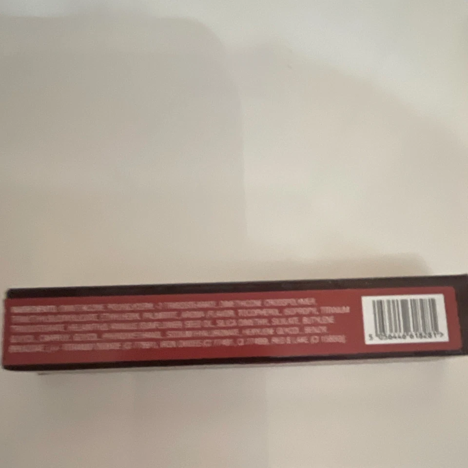 Charlotte Tilbury Airbrush Flawless Lip Blur 6ml Walk of No Shame - Image 3 of 3
