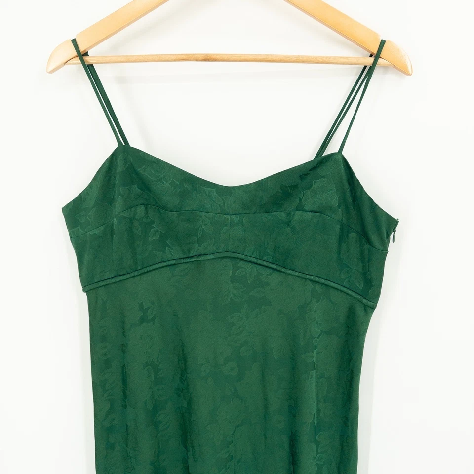 Maxi Vestido WAYF Verde Floral Jacquard Satinado Sin Mangas Grande Bosque Hada Regencia Foto 3 de 4