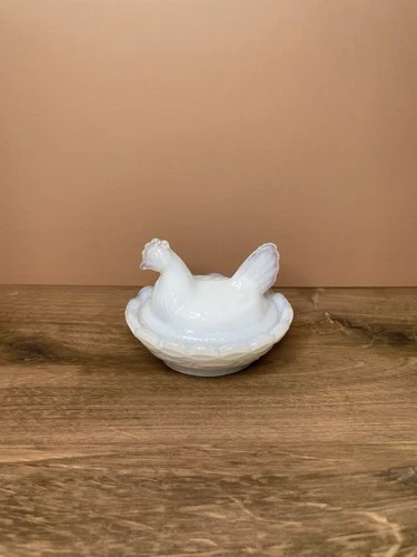 Vintage Westmoreland Milk Glass Mini Salt Hen On Nest - Glows