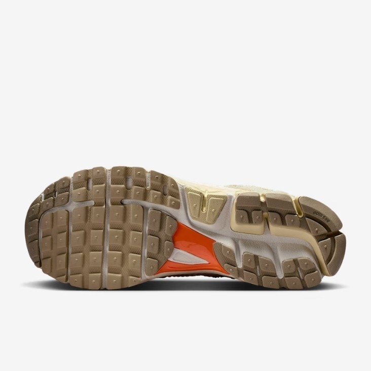 NIKE ZOOM VOMERO 5 アイボリー 9.5 s-l400.jpg