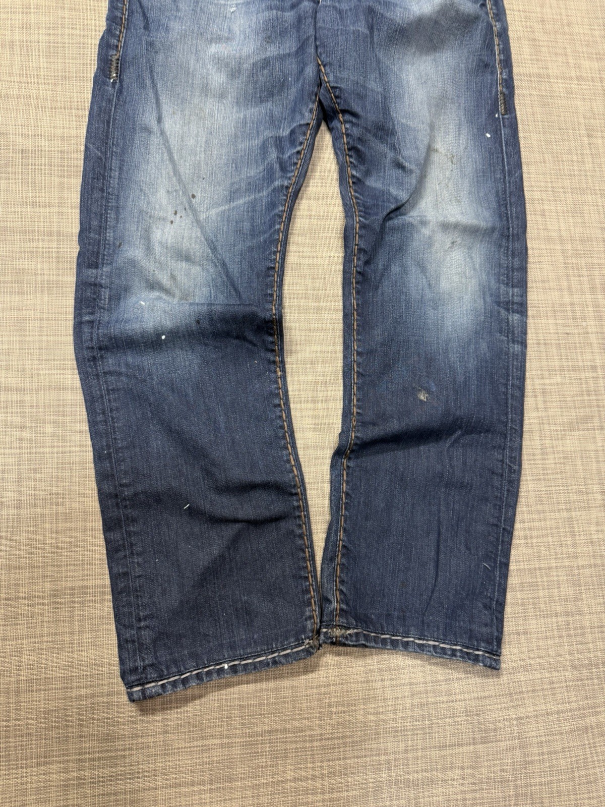 True Religion Men's Y2K Relaxed Fit Blue Jeans Paint Splatter Size 32x30 thumbnail 3