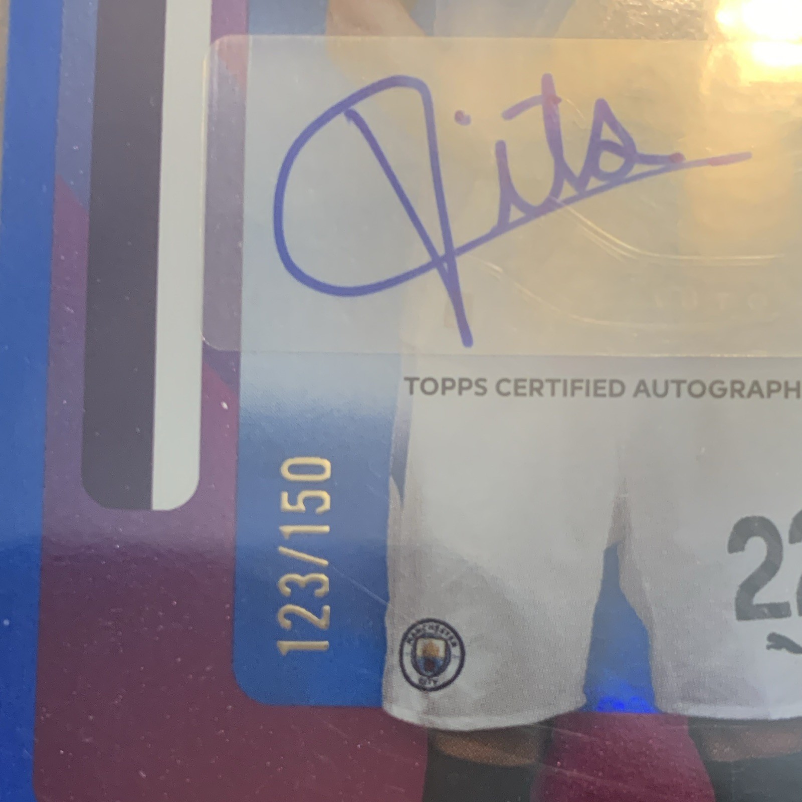 Topps 2025/26 Premier League Vitor Reis RC Auto AC-VR 123/150 Man City view 3