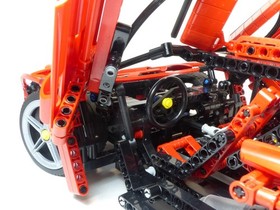 LEGO RACERS / TECHNIC 8653: Enzo Ferrari 1:10