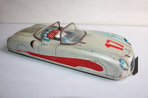 F.J FRANCE JOUET Voiture en tôle moteur à clé 1958 longueur 35 cm Réf H52