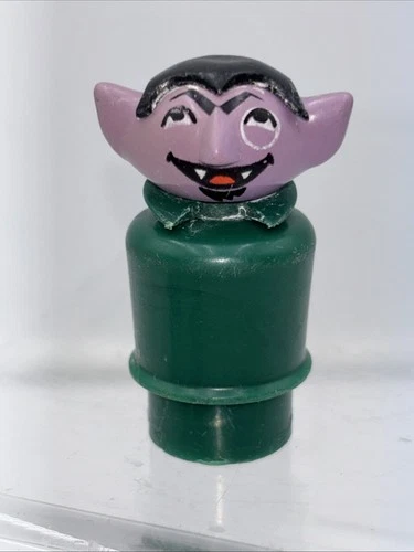 Vintage 1973 Fisher-Price Little People Sesame Street/Muppets Count Von Count