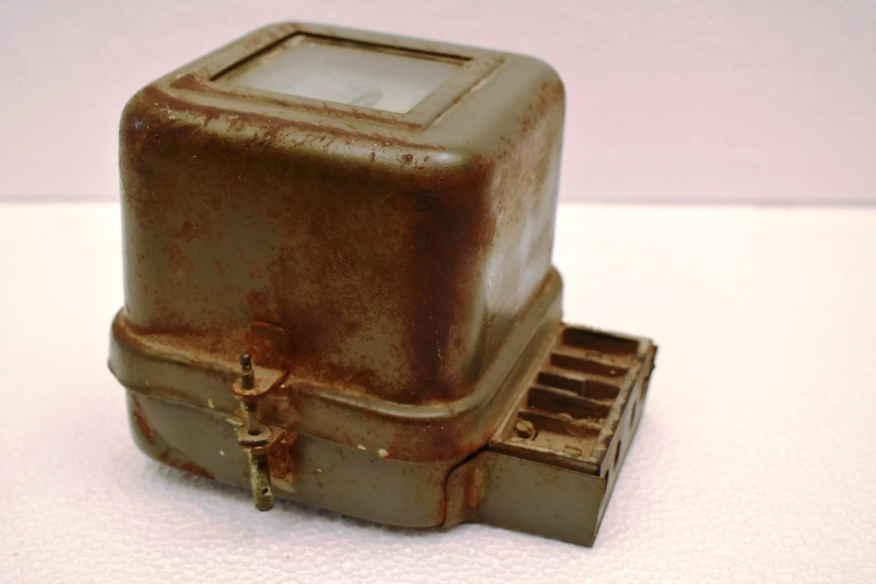 Bentex Electricals Watt-Hour Meter Type RC-12 240V 50Hz Vintage Collectibles Old - Image 2 of 4