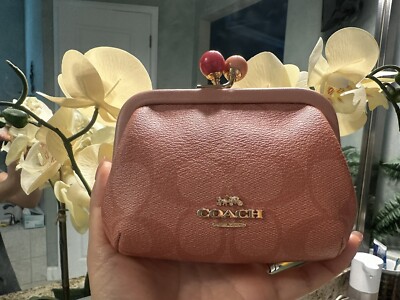 NWT COACH SIGNATURE CANDY PINK NORA FRAME KISSLOCK COIN PURSE C1708 Retail $198