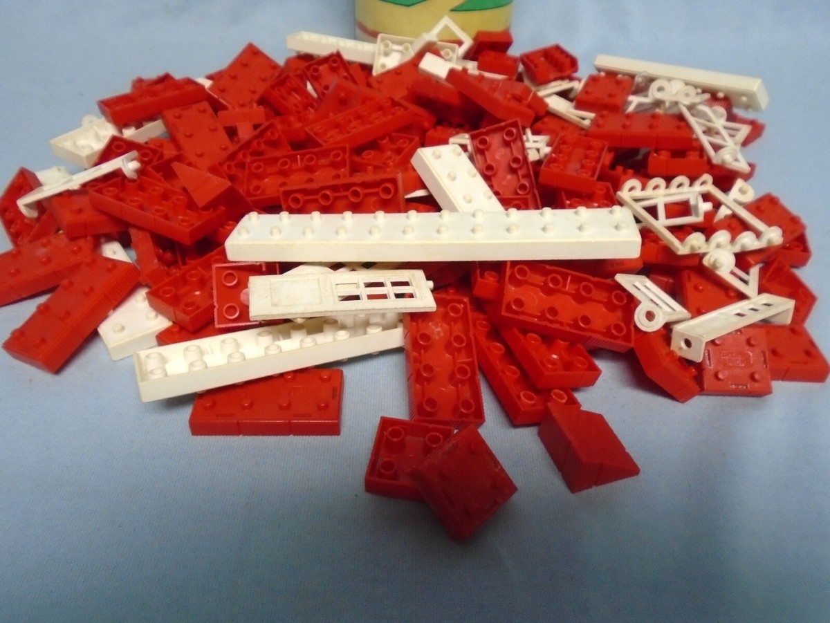 Vintage Elgo American Plastic Bricks
