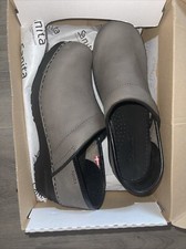 Sanita Danish Clogs Size 38 7 Grey Leather Professional Wear EUC Shoes