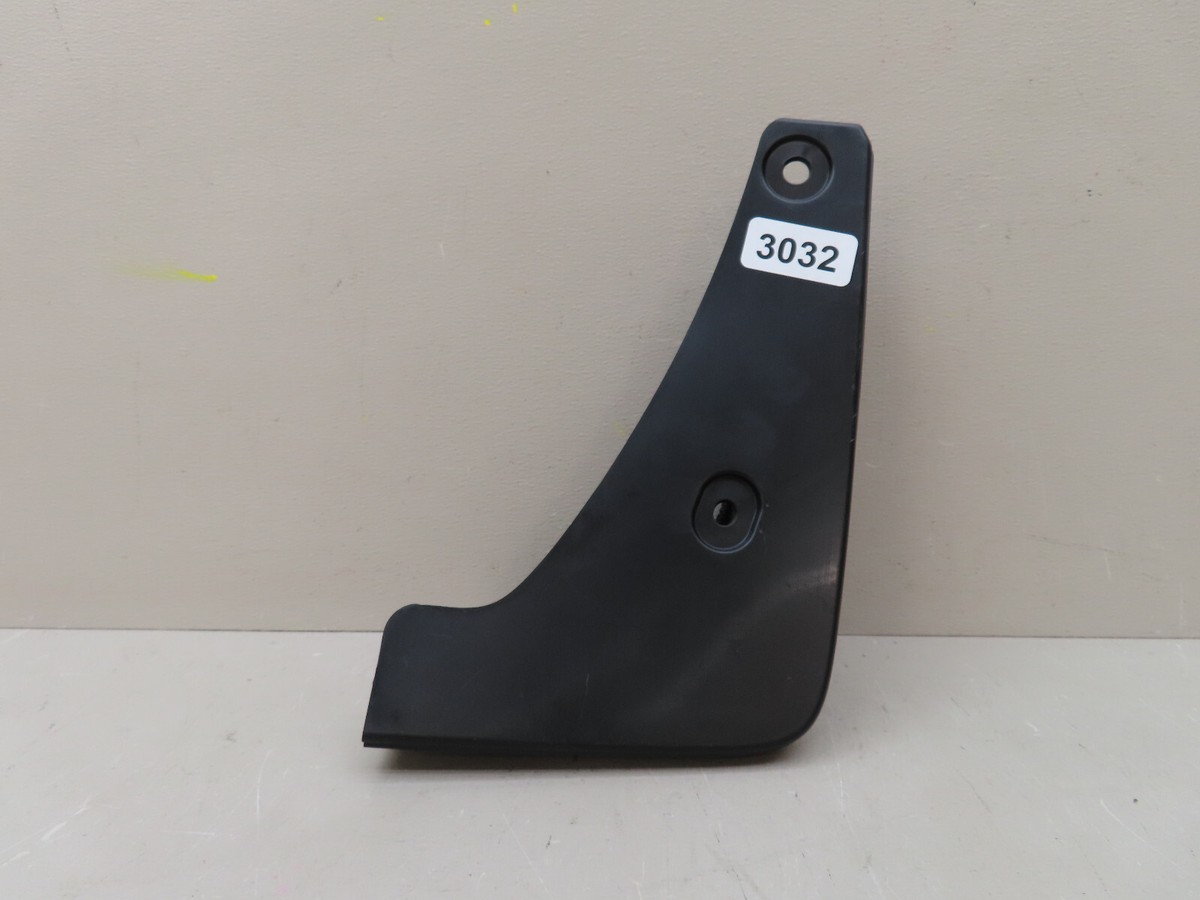 2020-2024 NISSAN SENTRA REAR RIGHT PASSER QUARTER MUD FLAP OEM