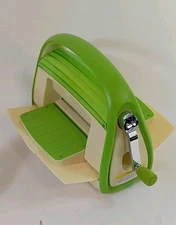 Craft Die Cutter CUTTLEBUG Machine with handle Green And Cream Color
