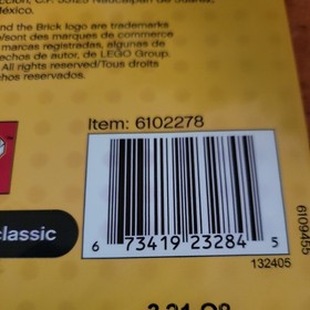 Unopened & New LEGO CLASSIC: Green Baseplate (10700)