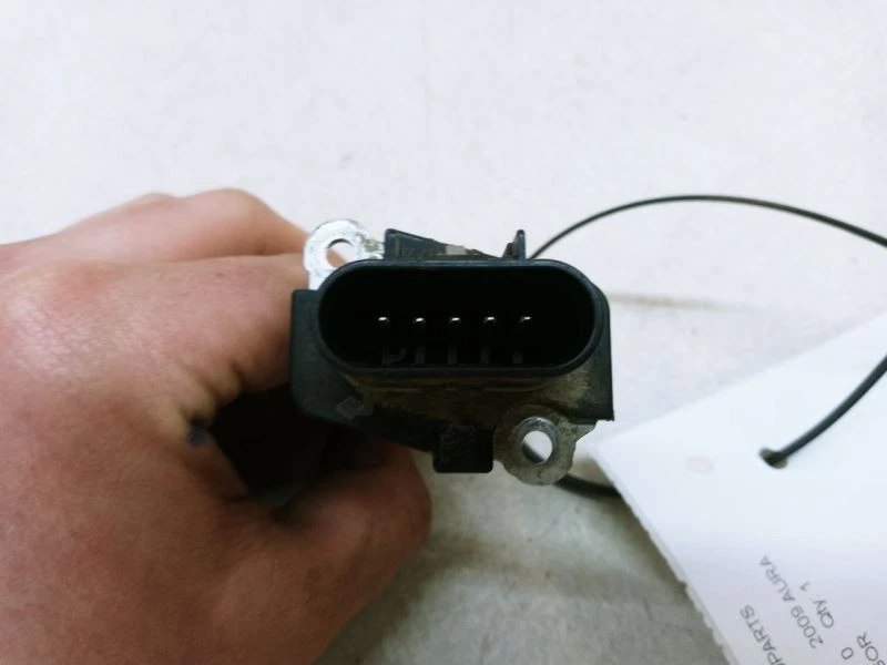 Sensor de flujo de aire masivo Saturn Aura 2009 2,4 L fabricante original usado probado  Foto 3 de 4