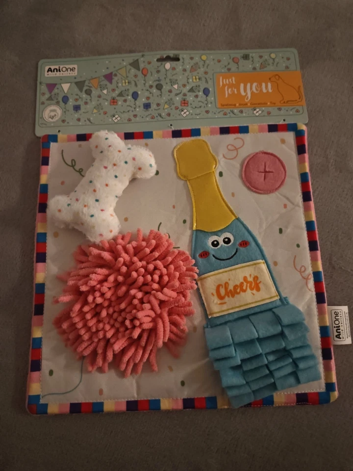 Hundespielzeug 2er Set, Schnuffelmatte Und Tau Mit Squeaker Für Kleine Hunde - Bild 2 von 4