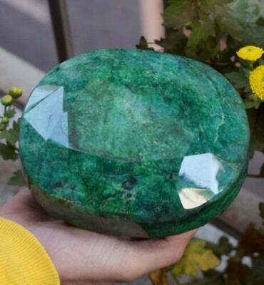 Year End Sale 10000Ct Certified Natural Green Emerald Colombia Oval Cut Gems DKW