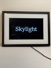 Skylight 10 Inch Digital Frame / Black / Brand New / Cable Included / 100-FRM