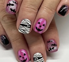 Halloween Trick-or-Treat Press-On Nails   24 Piece Set