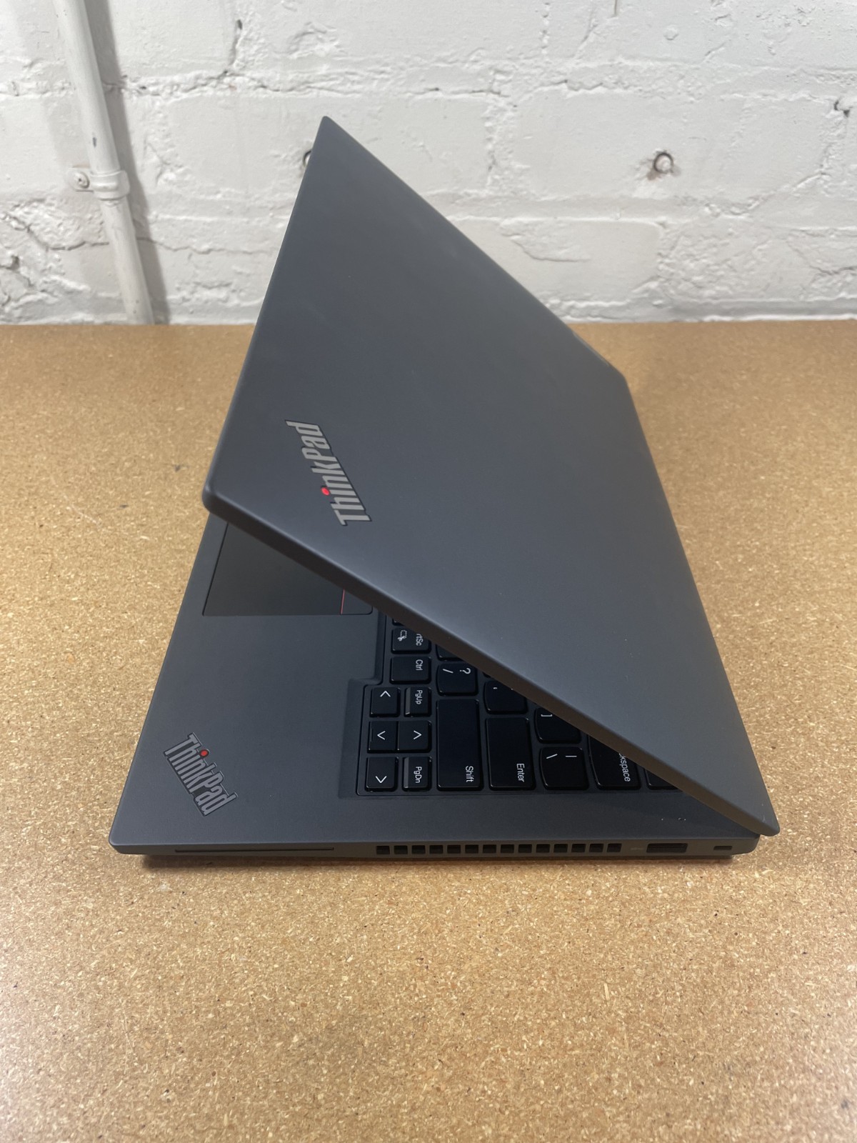 Lenovo ThinkPad T14, 14-Inch Laptop, with i5-1345U, 256 GB SSD (Solid State Drive), Windows 11 Pro
