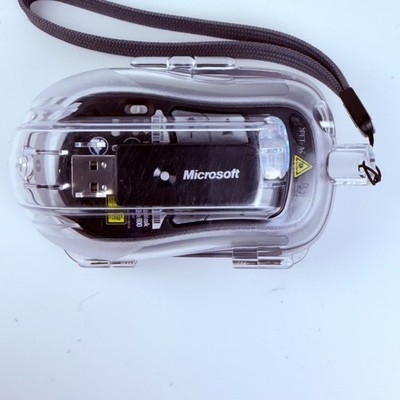 Microsoft Wireless Notebook Presenter Mouse 8000 Bluetooth Laser w Case