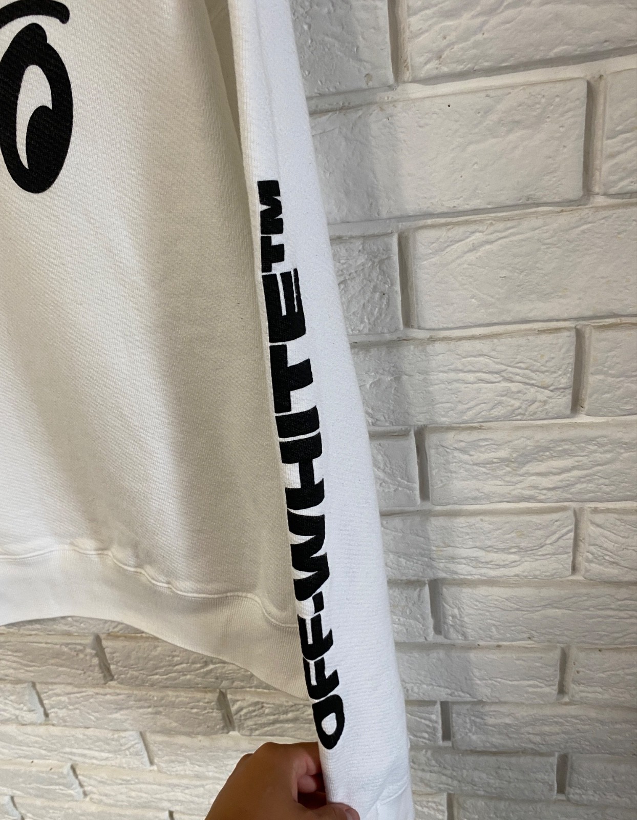 Off-White Split Halftone Arrows Oversized Crew Sw… - image 5