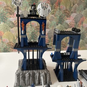 2006 vintage LEGO Bionicle 8893 Lava Chamber Gate INCOMPLETE Parts SOLD As Is