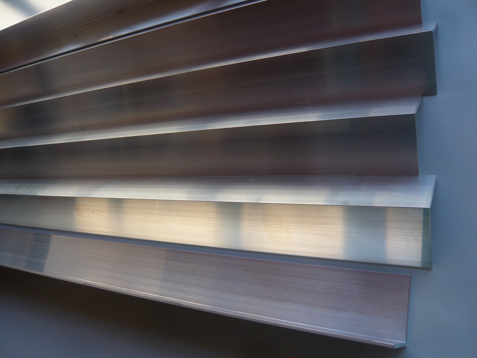 Cornière aluminium 40x40 mm en lot de 6 profilés de 1m de long - 3