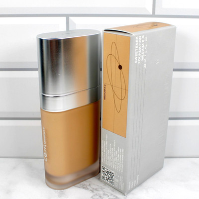 R.E.M. Beauty Sweetener Foundation Medium 6G 30ml / 1 fl oz New In Box
