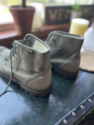 Palladium Boots Unisex Pampa Army Green Men display picture 1