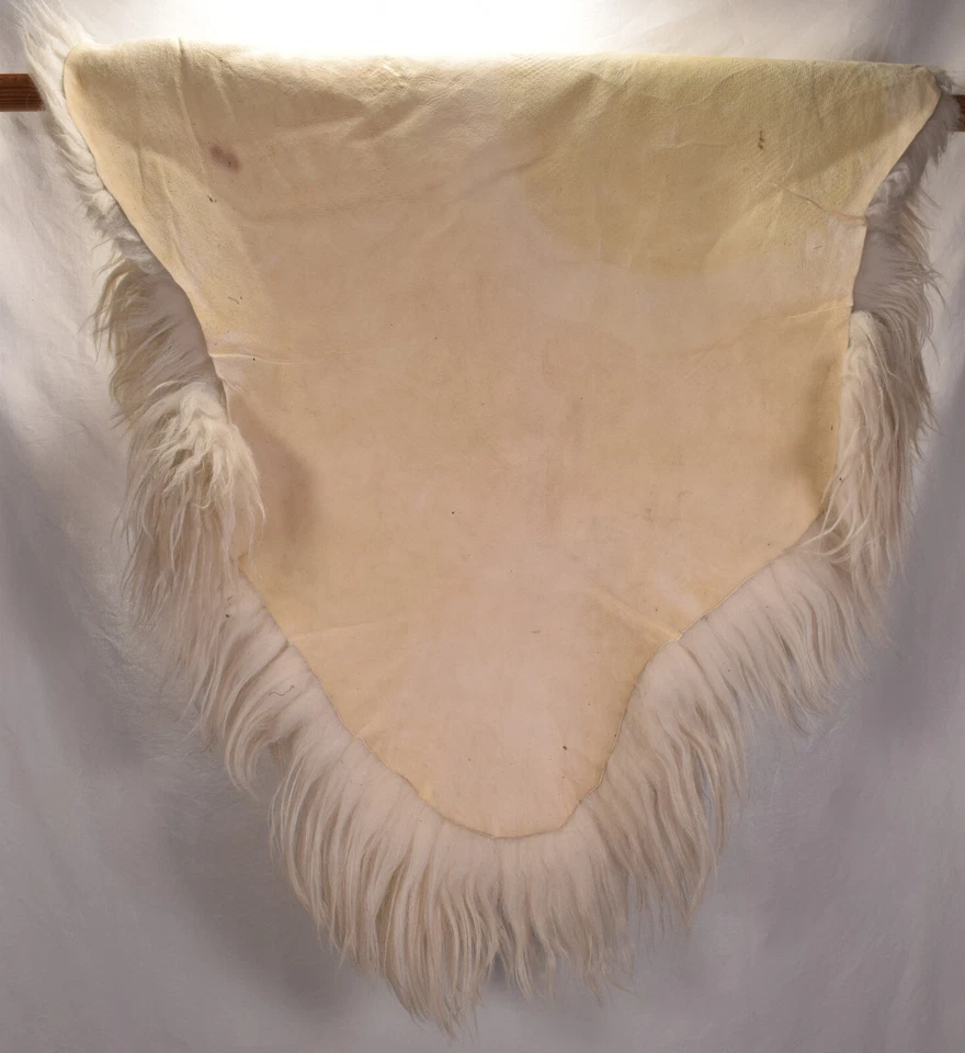 Genuine Lambskin Rug Hide Ivory 40.5" x 31" - Image 4 of 4